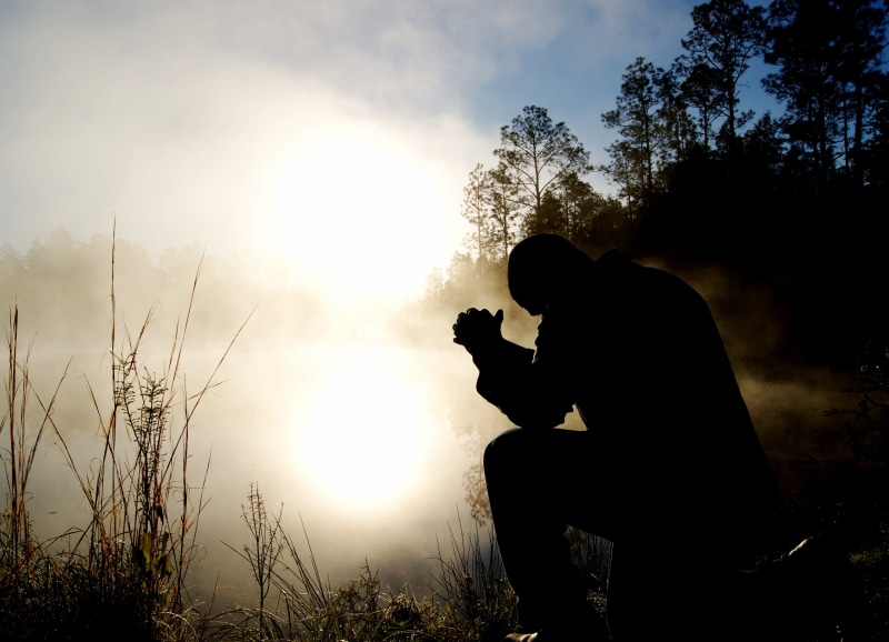 2K, photographic equipment, sunlight, camera - photographic equipment, activity, outdoors, christian, prayer, sunset, silhouette, lens flare, man, photographing