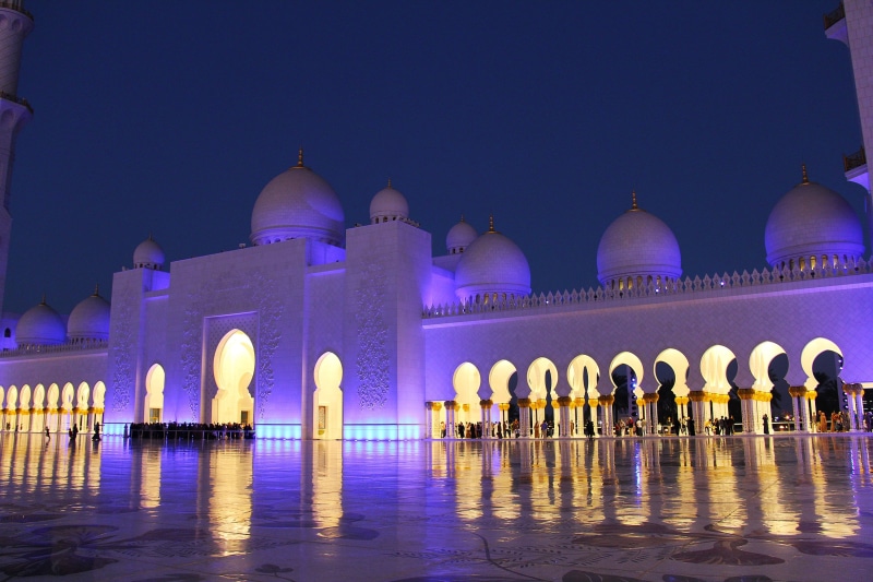 abu dhabi, middle east, 2K, minaret, muslim, building, dome, city, islam, evening, illuminated, islamic, sheikh zayed grand mosque, spirituality, belief