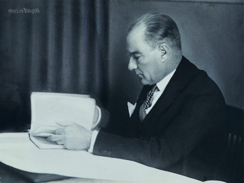 480P, Mustafa Kemal Atatürk