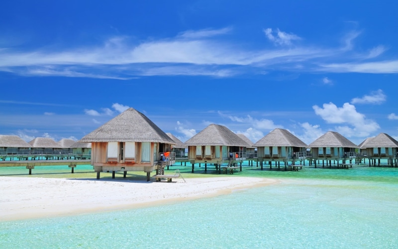 nature, beach, summer, roof, outdoors, turquoise colored, tranquil scene, no people, architecture, house, thatched roof, building, brown, 1080P, swimming pool