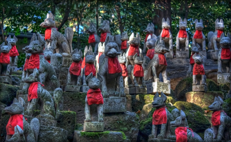 Statue, Inari Shrine, gray, outdoors, Photoshop, stone material, lot, solid, day, 4K, red, cemetery, Shrine, Shinto, inari, Photography, Asia, Toyokawa Inari