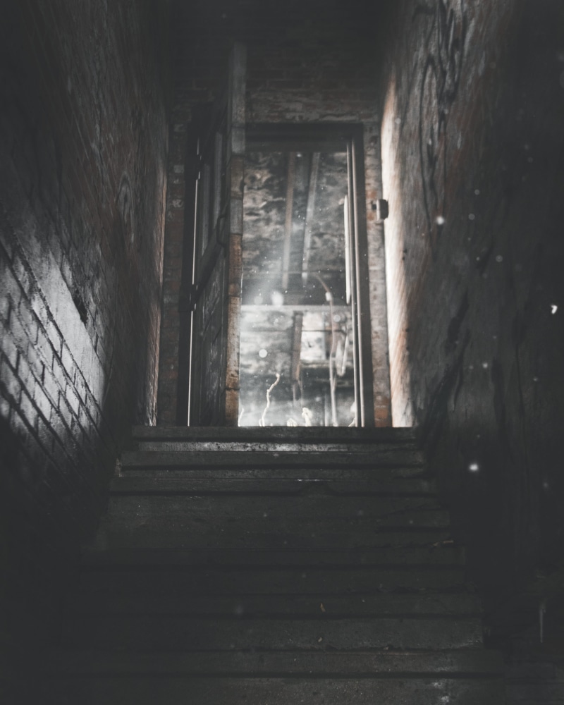 rubble, detroit, door, dungeon, upstairs, light, 4K, hallway, stairs, abandoned, ruin, obsolete, no people, indoors, corridor, deterioration, ruined, heading