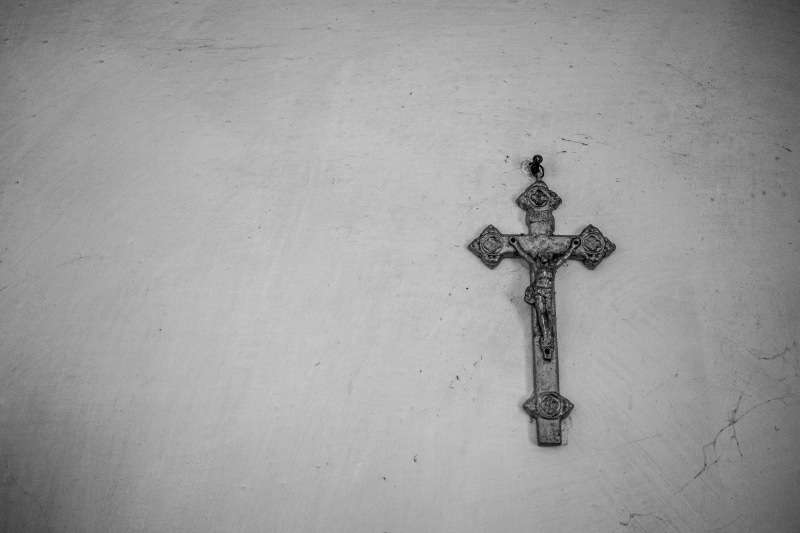 jesus, no people, belief, the past, text, concrete, crucifix, forgiveness, religion, bw, crystal, tomb, wall, spirituality, flower, art, religious equipment