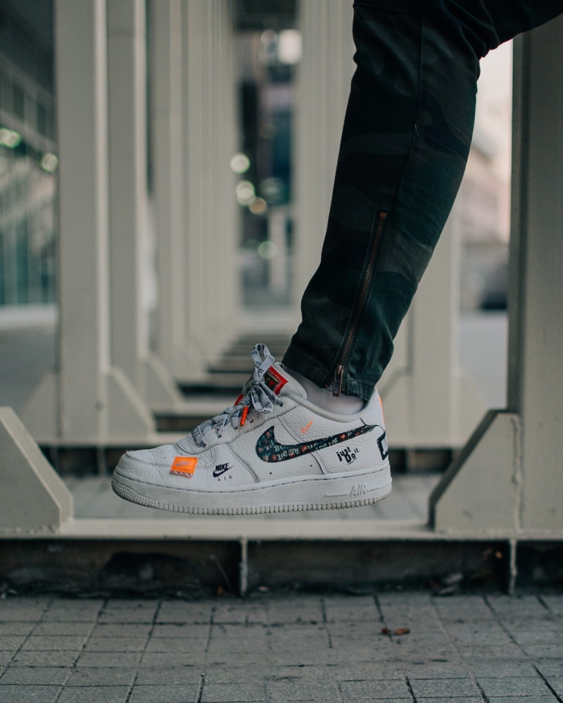 photography, men, nike, wearing, lifestyles, architecture, footwear, low, skill, sneakers, body part, focus, person, standing, skateboard, force, 1080P