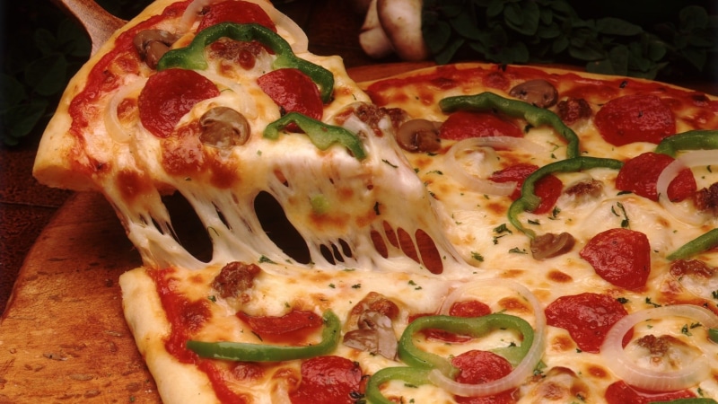high angle view, take out food, pepperoni pizza, food and drink, fast food, cheese, unhealthy eating, tomato sauce, 1080P, meat, pepperoni, dairy product