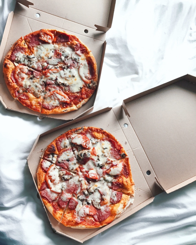 ready-to-eat, food, take out food, close-up, casserole, italian food, indulgence, freshness, indoors, snack, directly above, pizza box, tray, unhealthy eating