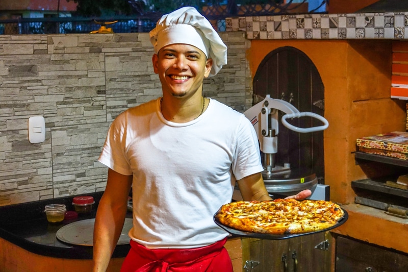 chefs hat, occupation, 5K, pizza maker, delicious, people, dinner, adult, bakery, baked, brown, food and drink, holding, gastronomy, supply, order, cheese