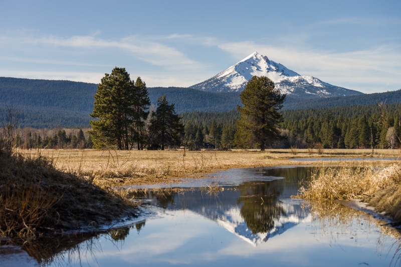 nature, mountain, outdoors, lake, travel, tree, reflection, forest, day, banff National Park, body, alberta, surrounding, time, autumn, blue, water, beauty In Nature