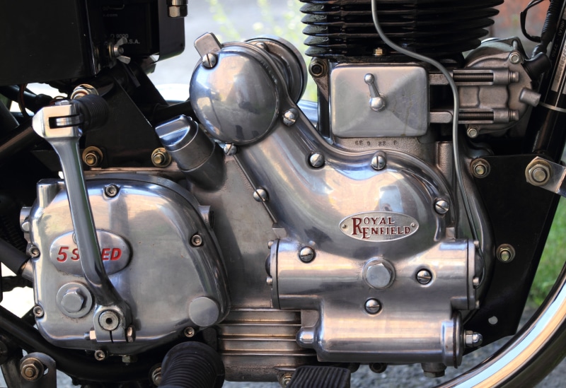 machinery, gray, day, alloy, motorcycle, bullet, enfield, motor, outdoors, motor vehicle, no people, 4K, royal, technology, retro styled, car, mode of transportation