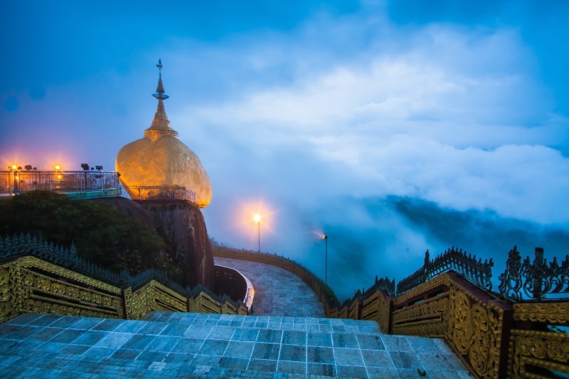 temple, 1080P, spirituality, the past, belief, building exterior, illuminated, lighting equipment, stairs, dome, cloud - sky, architecture, place of worship
