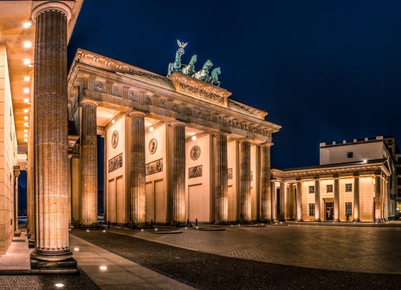illuminated, built structure, Brandenburger Tor, building exterior, neo-classical, Brandenburg gate, outdoors, the city, night, government, 1080P, city gate