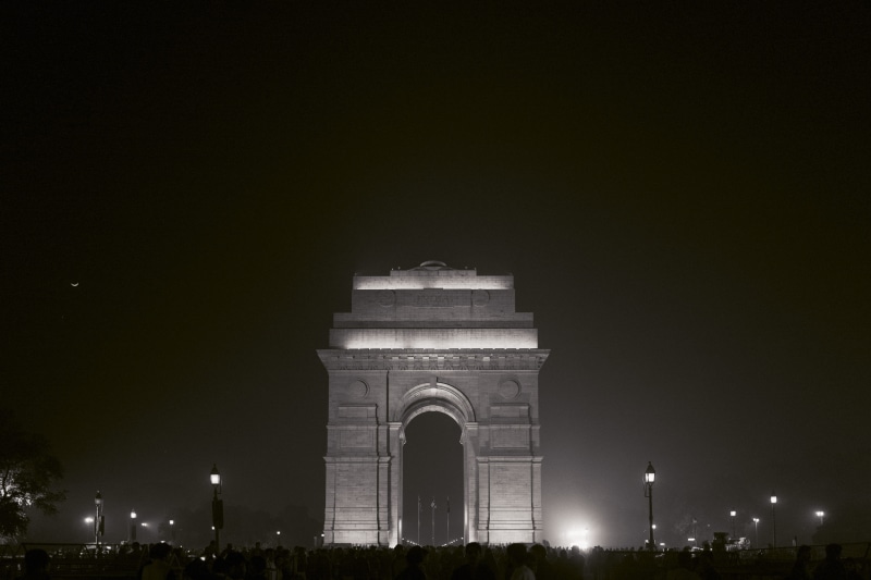 people, monument, triumphal arch, evening, night, neo-classical, flags, square, history, delhi, gate, building exterior, arch, new, built structure, architecture