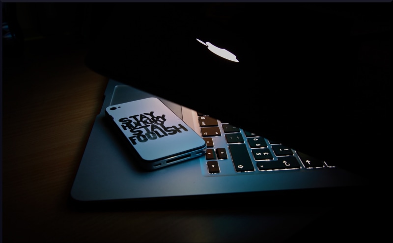 computer keyboard, 5K, remote control, technology, desk, computer, computer equipment, keyboard, steve jobs, hd, day, animal themes, close-up, pro, high angle view