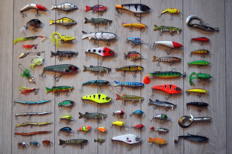 multi colored, sport, no people, still life, line, outdoors, hooks, rod, lure, gear, fishhook, water, day, catch, fishing, recreation, repetition, side by side