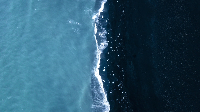 breaking, view, outdoors, drone, splashing, from above, ocean, no people, nature, landscape, ice, lagoon, aquatic sport, black beach, motion, day, glacier