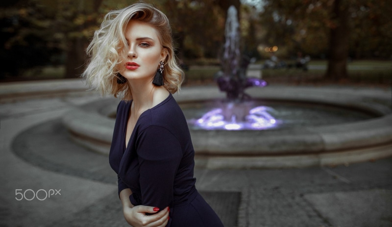 Damian Piórko, women, hairstyle, young women, standing, water, beautiful woman, females, watermarked, 500px, blond hair, portrait, depth of field, red lipstick