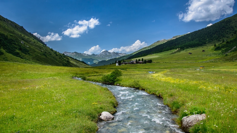 Wolken, grass, village, idyllic, mountain Peak, meadow, mountain, Sertig Dörfli, green Color, Switzerland, field, Alpen, scenics, Berge, clouds, Bach, Sand