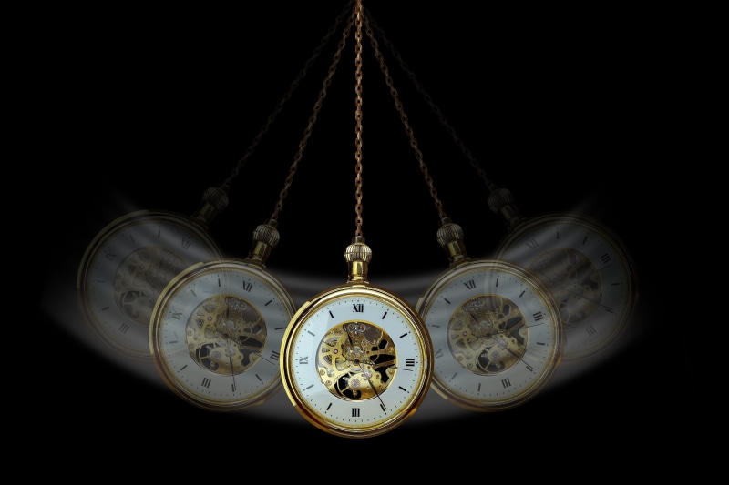 accuracy, commute, clock, trance, time, studio shot, number, suggestion, close-up, swing, black background, watch, technology, pocket watch, indoors, vibration