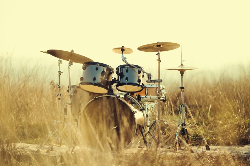 brown, installation, bokeh, drums, metal, set, nature, mode of transportation, live sound, absence, professional, field, sunlight, blue, land