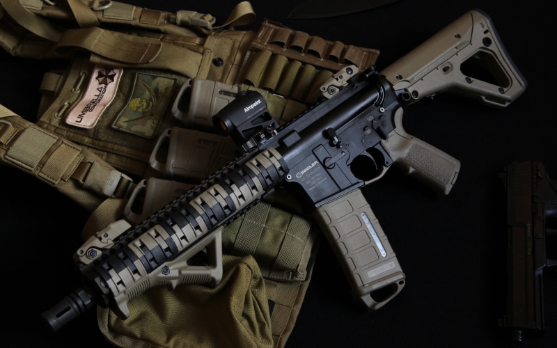sign, security, aggression, War and Army, high angle view, close-up, communication, studio shot, scar, Machine Gun, military, day, gun, daniel, no people