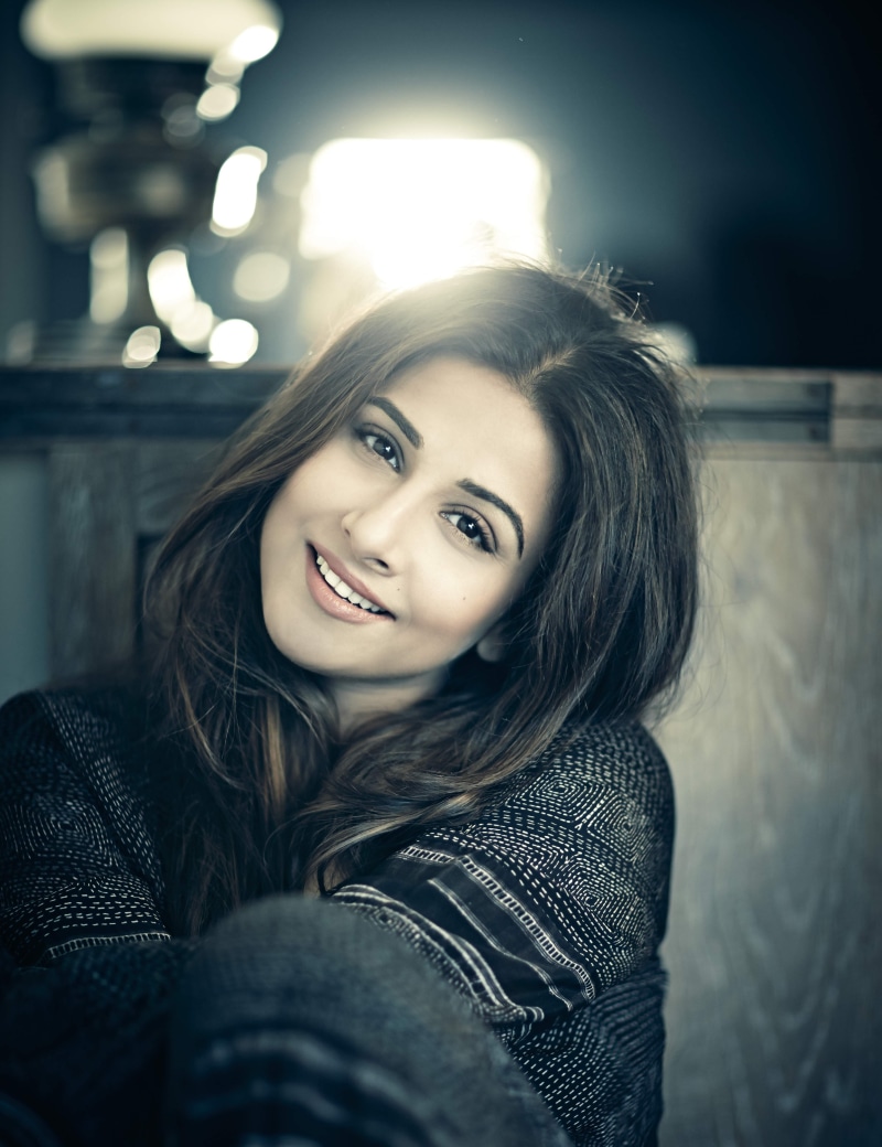 portrait, teenager, human face, smiling, beauty, adult, beautiful woman, emotion, Bollywood, 4K, 2017, hair, one person, lifestyles, looking at camera