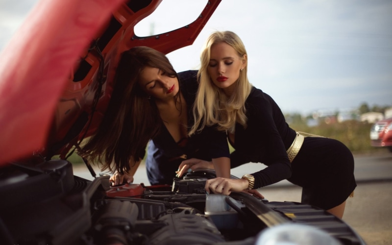 adult, real people, motor vehicle, people, lifestyles, 1080P, outdoors, transportation, beautiful woman, city, women, day, waist up, holding, hot girl pic 1920x1200