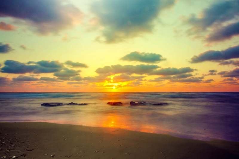 morning, sunrise, ocean, sunlight, landscape, season, sunny, 5K, sunset, scenics, tranquil scene, lifestyle, horizon, orange color, cloud - sky, bright
