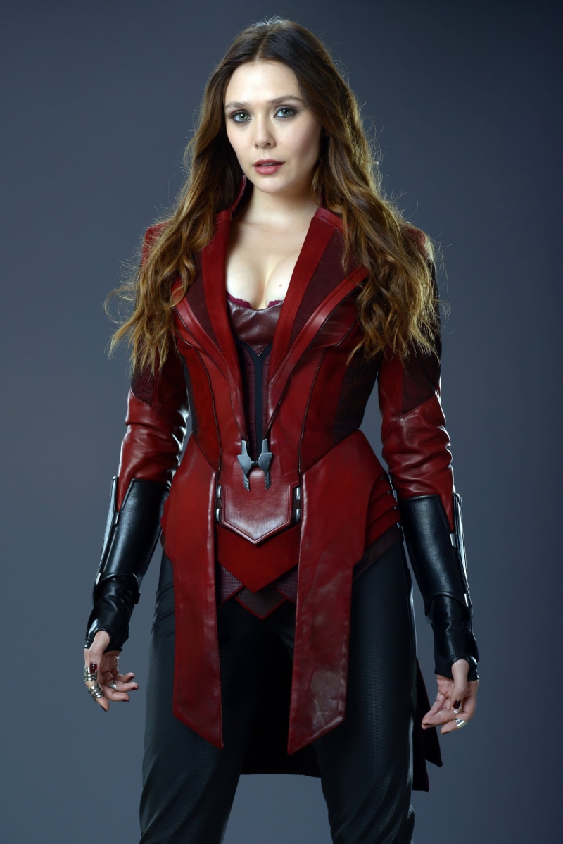 dark hair, brunette, actress, indoors, MCU, studio, 2K, long hair, Wanda Maximoff, Scarlet Witch, women, simple background, Elizabeth Olsen