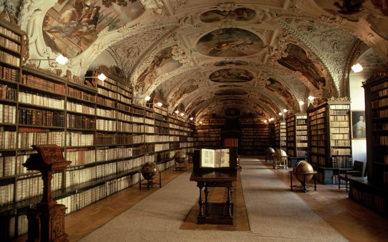 globes, chair, building, books, education, publication, ceiling, 1080P, book, seat, mural, no people, the past, bookshelf, literature, arch, architecture
