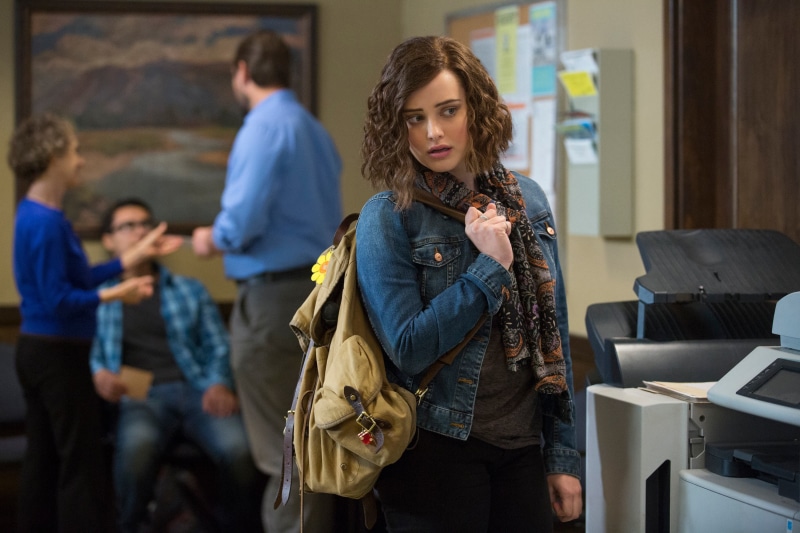 Scarf, 13 reasons why, Katherine Langford, Look, Beautiful, Printer, People, Actress, Beauty, Brunette, Dzhinsovka, Portfolio, Netflix, Serial, The series