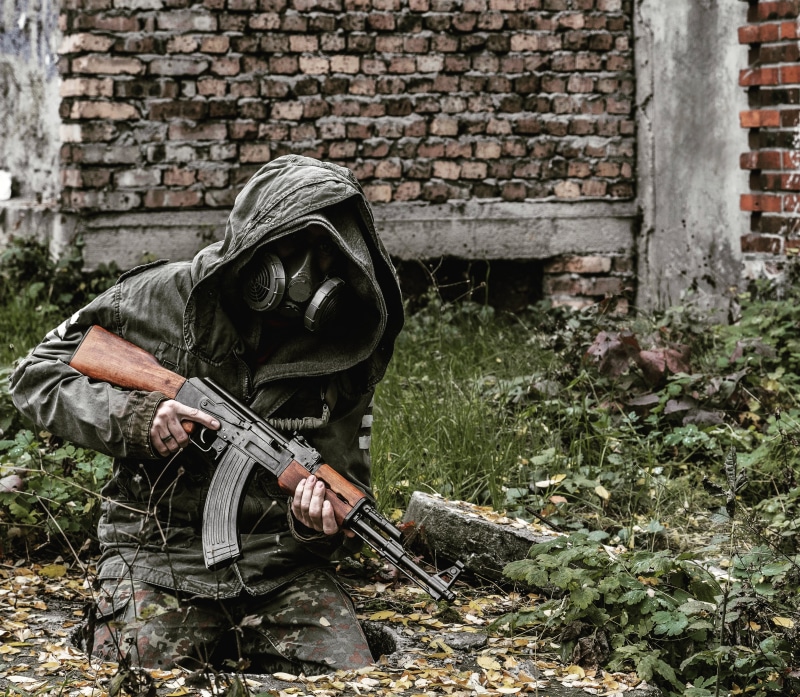 gas mask, Kalash, 4K, mask, Chernobylite, Stalker, AK47, Chernobyl