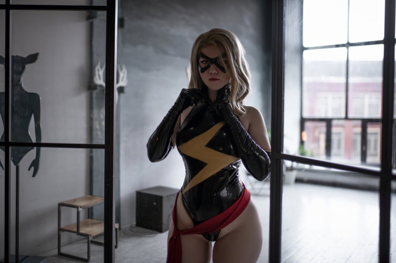 bodysuit, superheroines, model, blonde, cosplay, Miss Marvel, 1080P, women, Lada Lyumos, superhero, women indoors, indoors