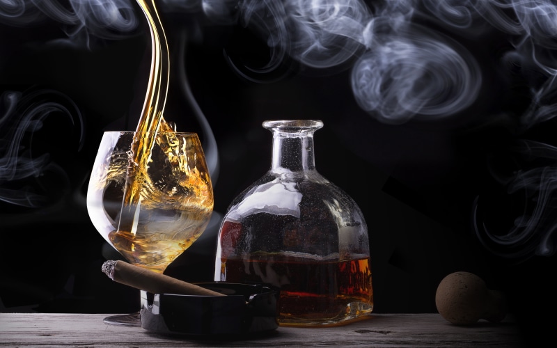 distillation, still life, transparent, close-up, dark, glass, bourbon Whisky, scotch Whisky, cocktail, drink, smoke, glass - Material, black Color, red