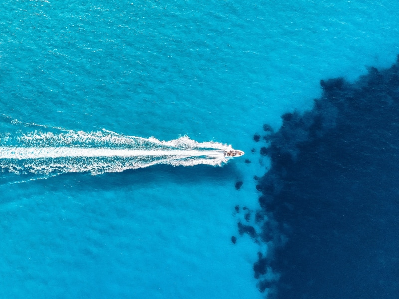 island, transport, sail, tourism, day, extreme Sports, beauty In Nature, sea, sport, 2K, looking down, drone, outdoors, nautical Vessel, blue, white, coastline