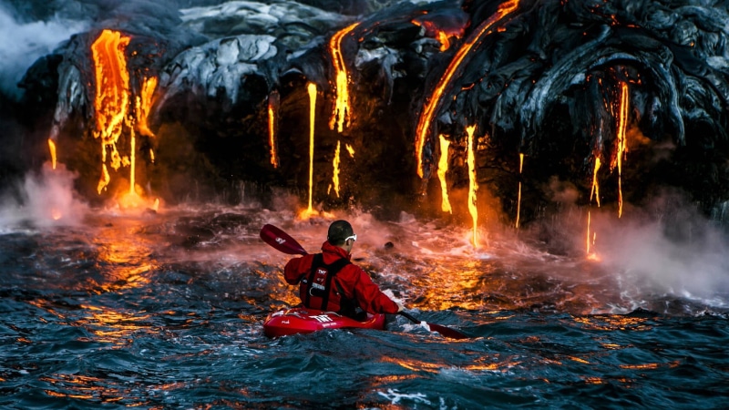 heat - Temperature, fire - Natural Phenomenon, rescue, wearing, smoke, danger, kayak, water, river, warning sign, sign, kayaks, fire, firefighter, burning