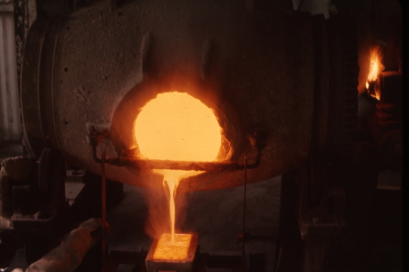 heat, metallic, flame, business, bright, oven, hot, steel, burning, 1080P, metal industry, metal, glowing, steel mill, liquid, orange color, flowing, manufacturing