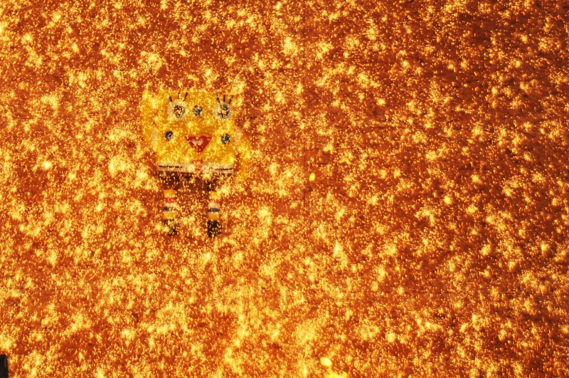 nature, casting, Sparks, Iron, red, close-up, animal, full frame, yellow, textured, heat, molten, directly above, pattern, Molten, no people, animal themes