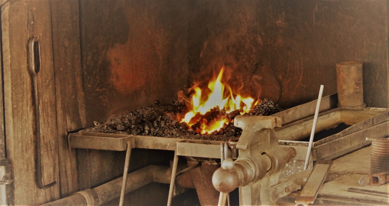 motion, craft, handmade, metalwork, craftsmanship, shop, flame, forging, melting, skill, iron, smith, workshop, fire - natural phenomenon, Iron Forge, handwork