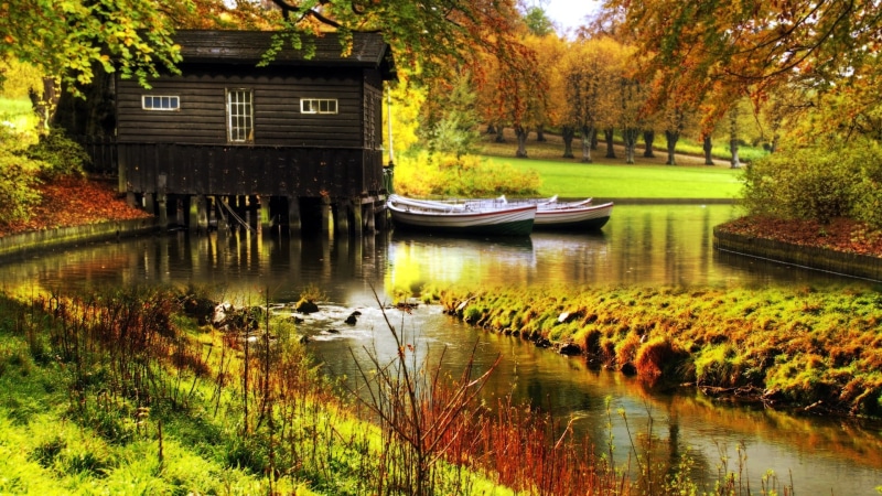 multi Colored, bridge - Man Made Structure, architecture, change, fall, reflection, green, leaf, white, river, travel, boat, park - Man Made Space, netherlands