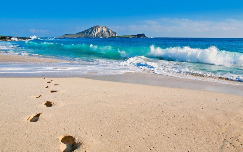 horizon over water, turquoise colored, beach, nature, land, sand, water, tranquility, horizon, sea, tranquil scene, 1080P, no people, motion, footprints