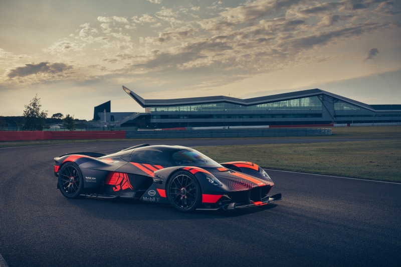 8K, track, hypercar, Red Bull Racing, Valkyrie, Aston Martin