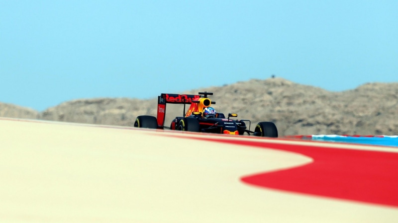 sport, Red Bull Racing, land vehicle, day, motor vehicle, sky, sunlight, 1080P, transportation, outdoors, blue, mode of transportation, car, Formula 1