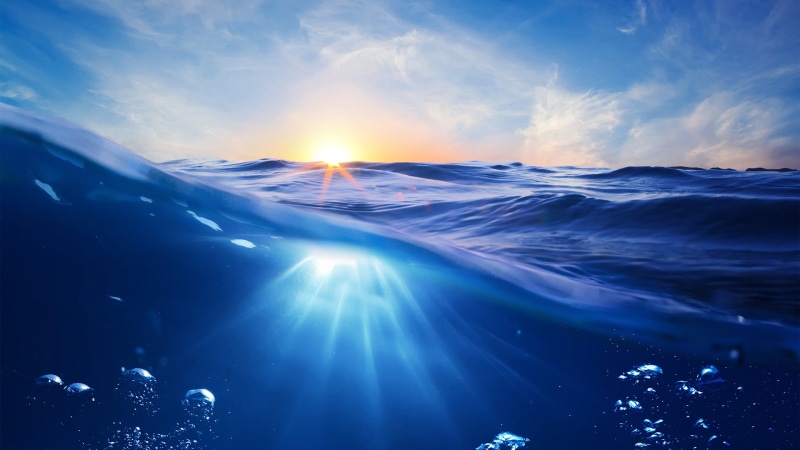 blue, underwater, sunlight, light - natural phenomenon, winter, 1080P, landscape, digital, clear sky, waves, no people, bubbles, water, lens flare, scenics - nature