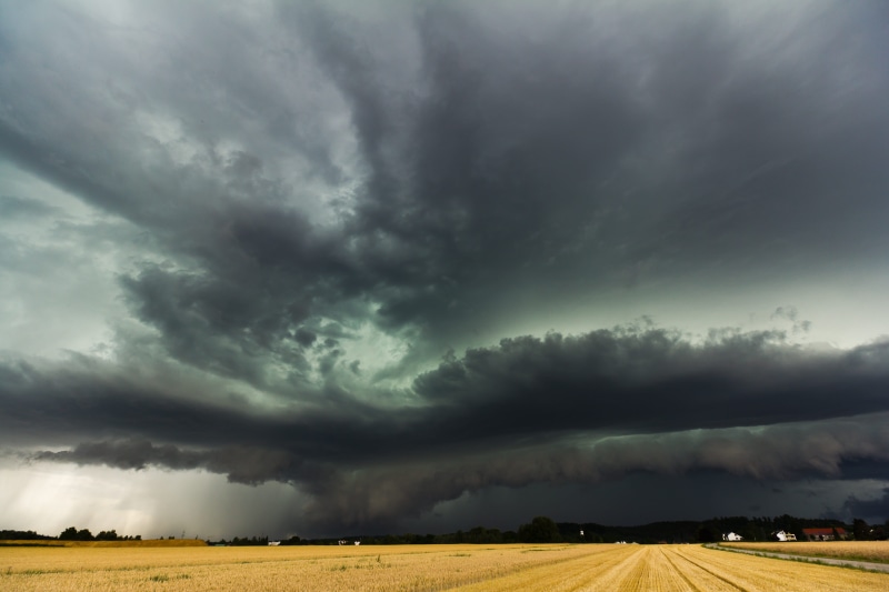no people, storm cloud, cloud - sky, clouds roll arcus, nature, dramatic sky, atmosphere, outdoors, aggression, precipitate, a thunderstorm cell, sky, squall line