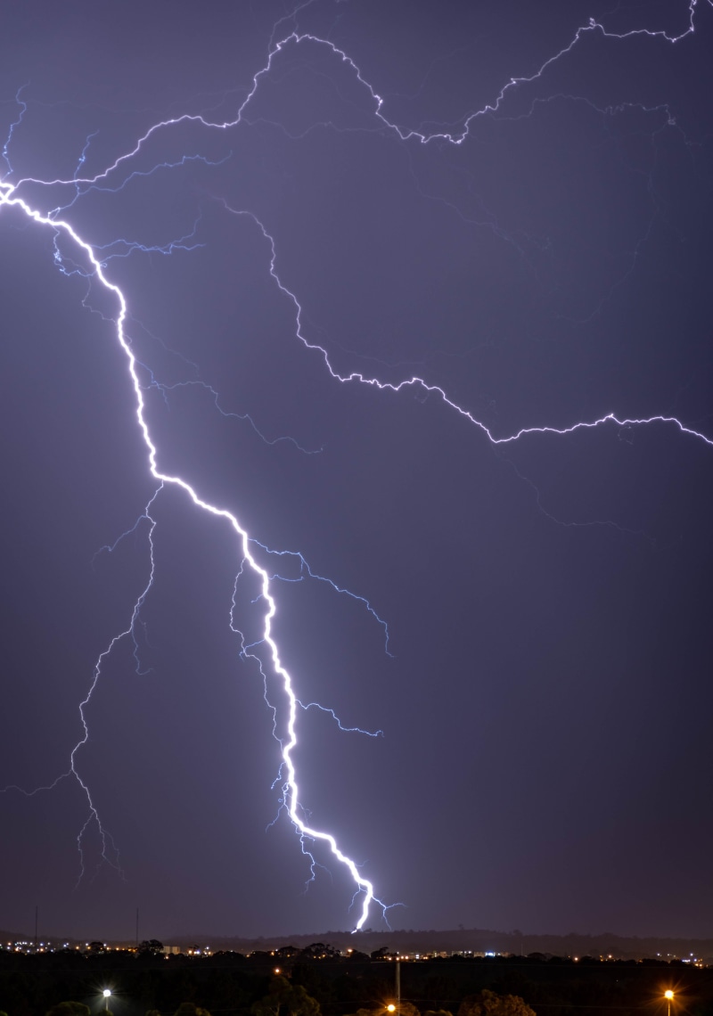 outdoors, power, thunder, weather, dramatic, dramatic sky, no people, thunderstorm, power in nature, forked lightning, thunderbolt, night, 5K, extreme weather