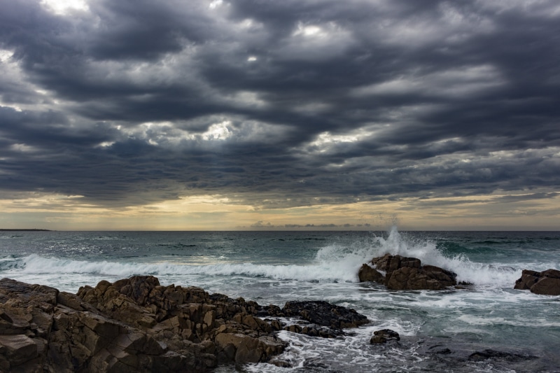 5K, seascape, cloud - Sky, beach, Friendly  Beaches, coastline, rock - Object, sea water, clouds, nimbus, landscape, wave, scenics, storm, weather, dramatic Sky