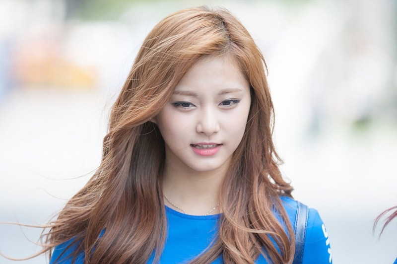 girls, K-pop, positive emotion, human face, child, childhood, TZUYU, one person, top, hairstyle, 720P, Twice, hair, blue, outdoors, offspring, long hair