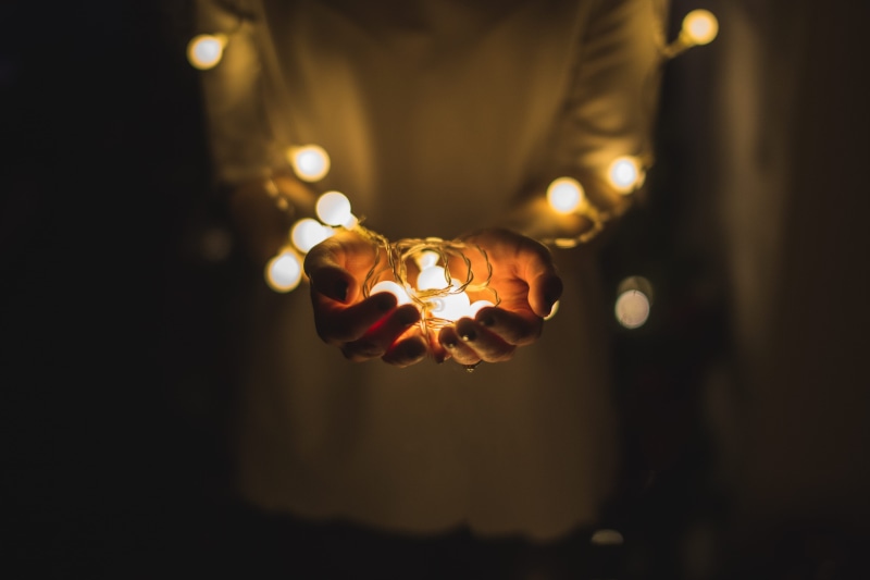fire - Natural Phenomenon, heat - Temperature, flame, fairy light, celebration, lights, holding, candle, dark, human hand, lighting Equipment, 5K, human body part