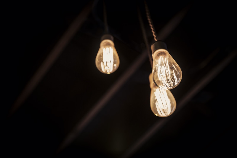 decoration, cable, studio shot, bright, low angle view, electric light, beautiful, no people, light Bulb, light, 5K, light bulbs, three, idea, dark, bulbs
