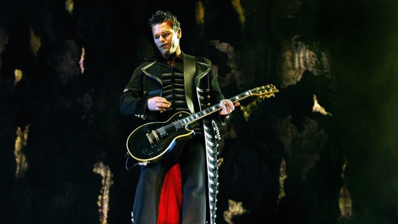 music, young adult, pop musician, playing, Richard Kruspe, artist, stage - performance space, 1080P, rock music, one person, adult, singing, black, guitarist